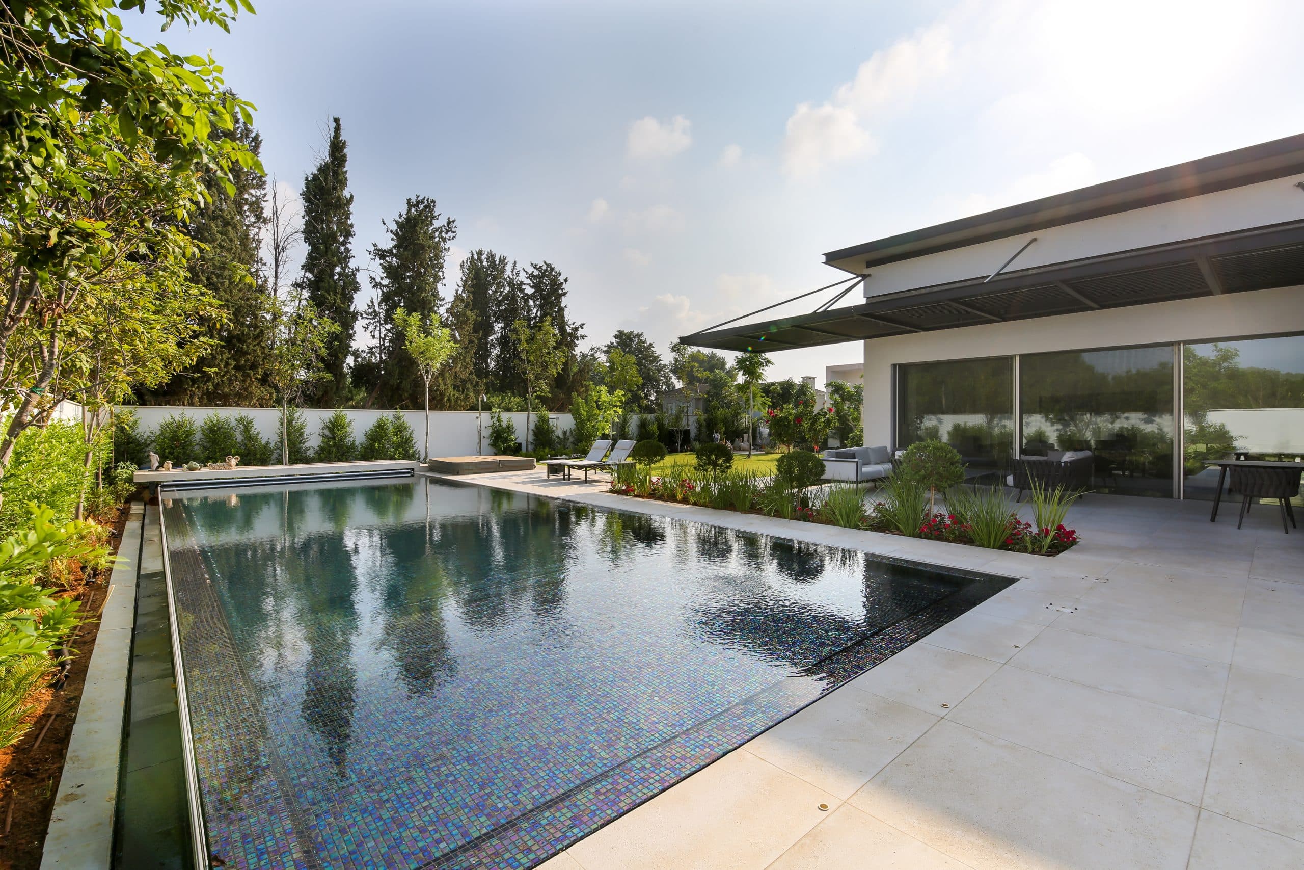  שקיפות ואמון: איך בונים מערכת יחסים מושלמת עם הקבלן שלכם